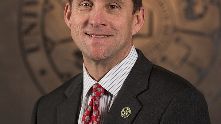 Hank Bounds