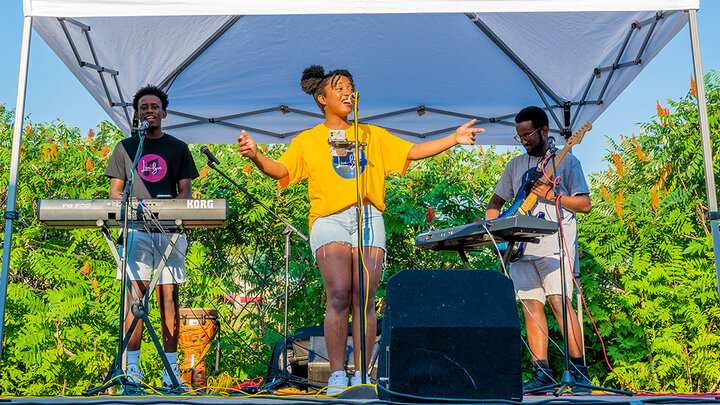 With funding from the Global Experiences Office in 2021, the College of Business launched MNGT 398: Global Startup Communities, which introduced students to Rwandan culture and culminated in a community concert with UNL student group, Live Lyve Band.