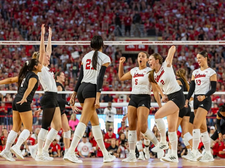 women playing volleyball